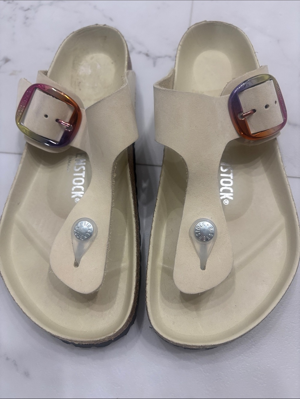 Birkenstock Women’s Gizeh Sandal in Cream with Multicolor Buckles size 40 or L9